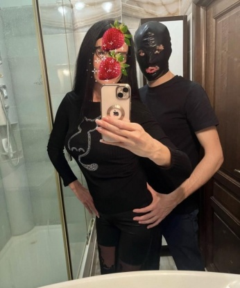 Воплотим все тайные фантазии в реальность, ощущая волны удовольствия, которые будут захлестывать нас обоих. Я могу предложить широкий спектр услуг, которые удовлетворят самые искушенные вкусы. Встречусь с достойным джентльменом в Москве. Ознакомьтесь с моими фото и отзывами, чтобы убедиться в моей привлекательности и профессионализме. Дайте себе возможность окунуться в мир наслаждения вместе со мной. Обещаю, вы не пожалеете! 💋🌹🔥🔞 Полина